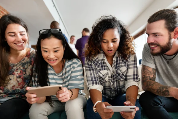 Group of peoples using WordPress App